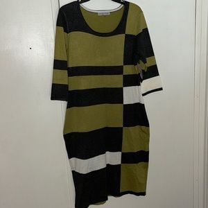 NWT  DANNY & NICOLE SWEATER DRESS